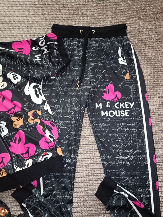 Продам костюм +рюкзак