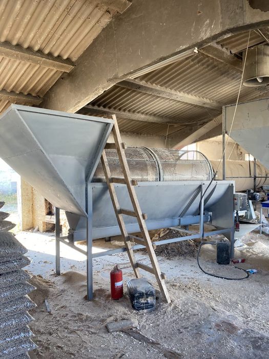 Vând instalație completa procesare pereți