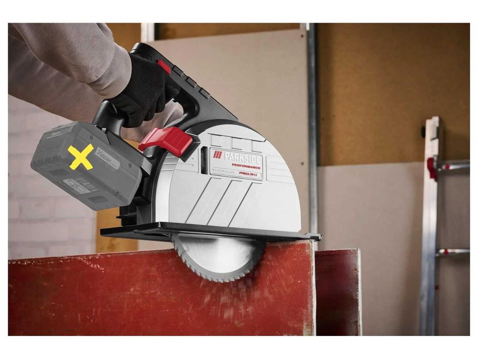 Нов Акумулаторен циркуляр за метал Parkside Performance 20V