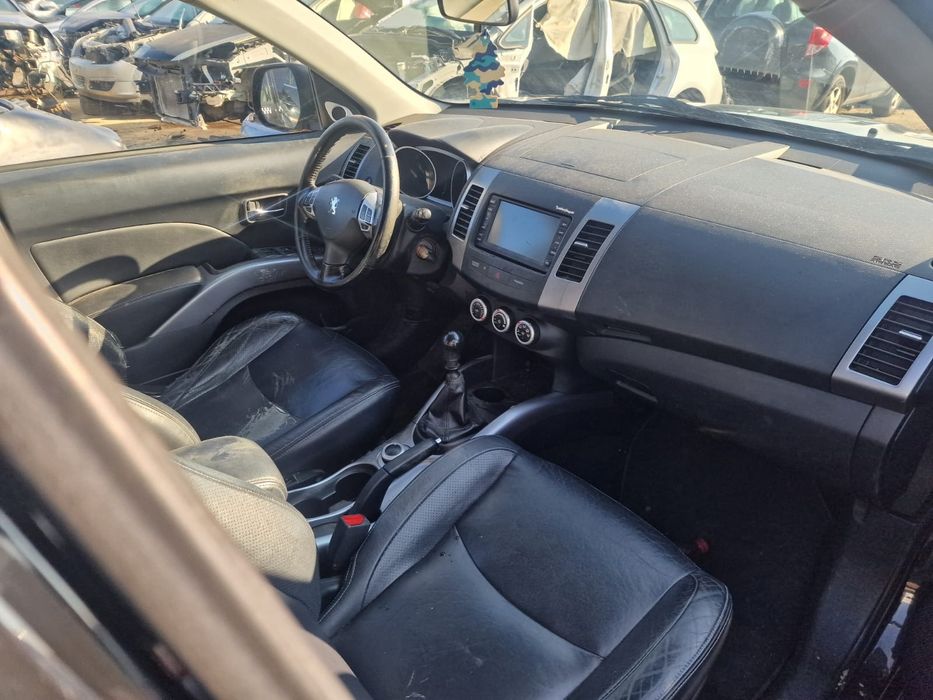 Dezmembram Peugeot 4007 2008 2.2hdi 4HN Euro 4 Cutie Manuala