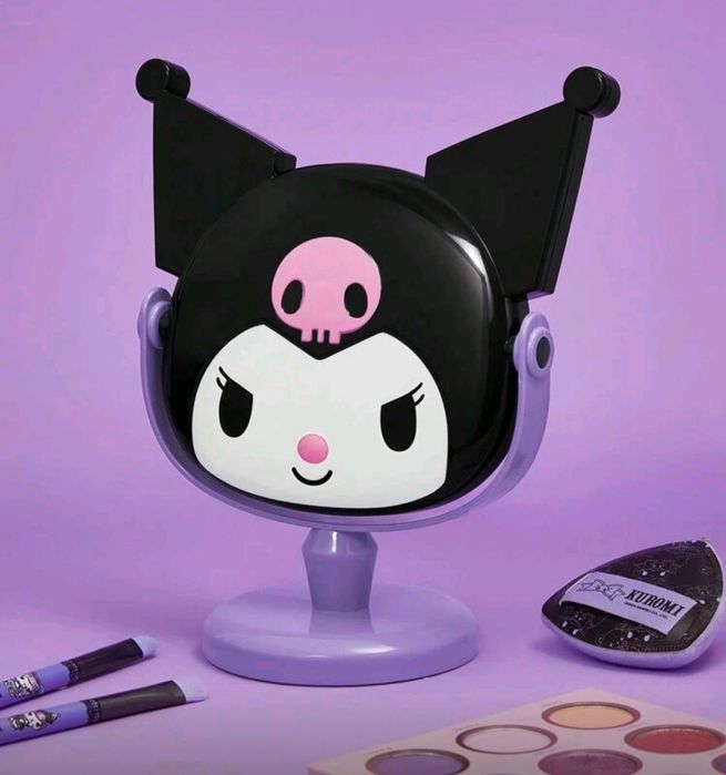 Oglinda kuromi sanrio oglinda cu picior pt makup