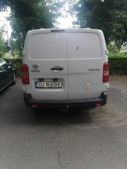 TOYOTA Proace 2020 — imagine 3