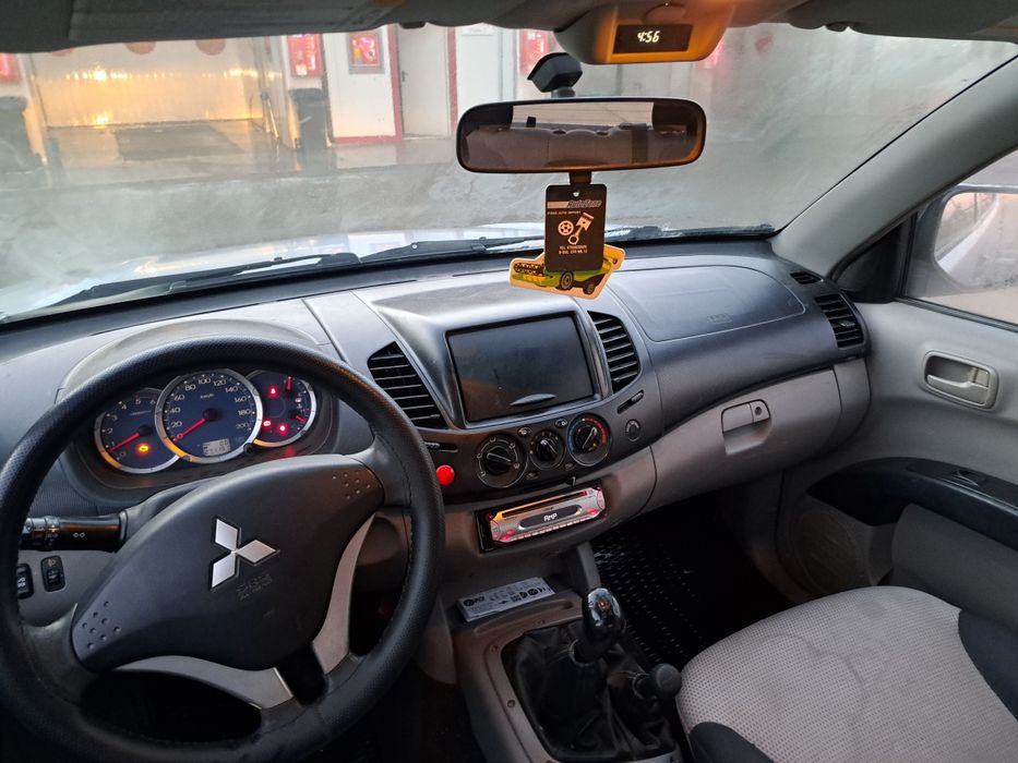 Vand Mitsubishi l200 4×4.