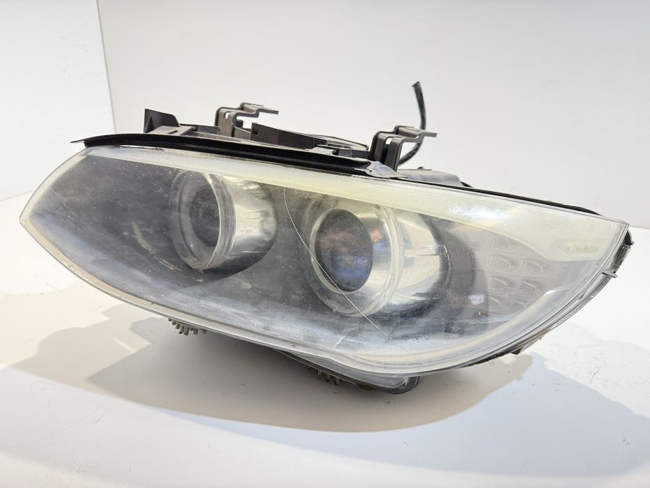 Продаваме фейслифт ляв фар БМВ Е92/ facelift BMW E92 оборудван