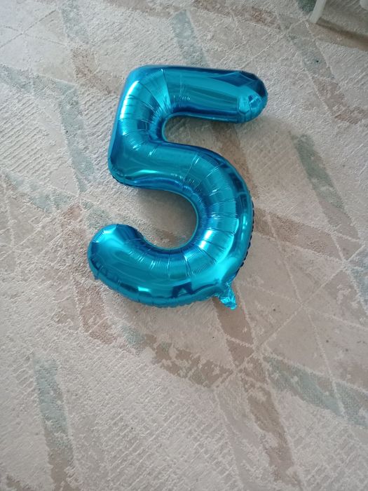 Продам шарик цифра 5