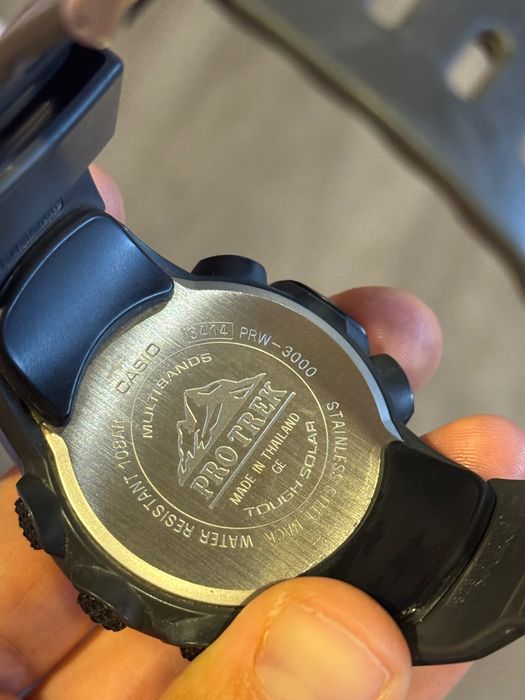 Часы Casio Pro Trek PRW-3000-1ER