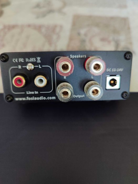 Усилвател 2x50W на 4 ома на фирмата FOSI Audio