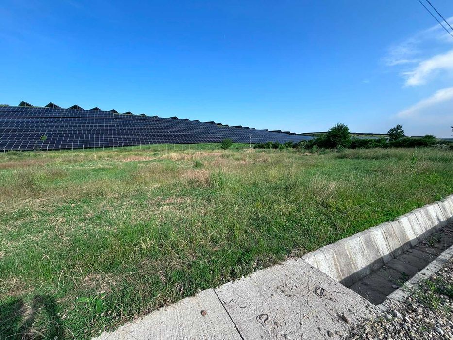 Teren agricol intravilan de vanzare - sat Goleasca, comuna Sotanga, jud Dambovita