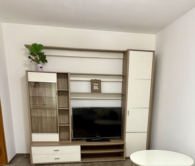 Inchiriez apartament 2 camere