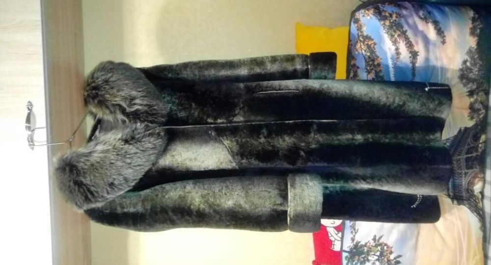 Продам мутоновую шубу