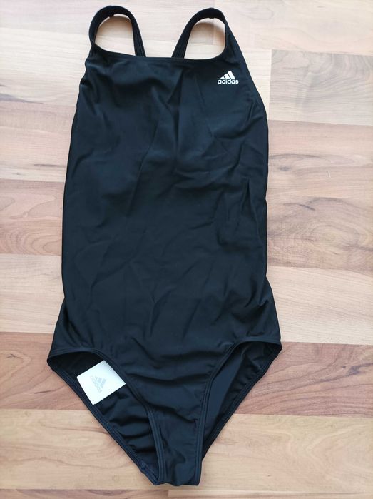 Adidas нови бански за момиче