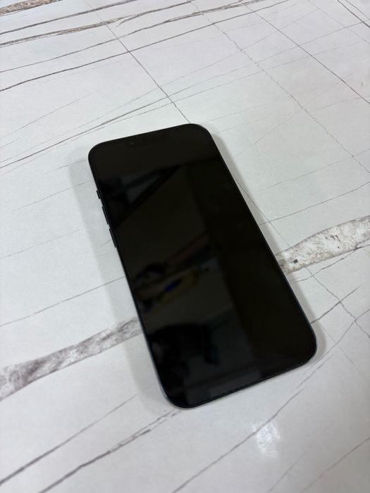 Iphone 13 256gb в отличном состоянии