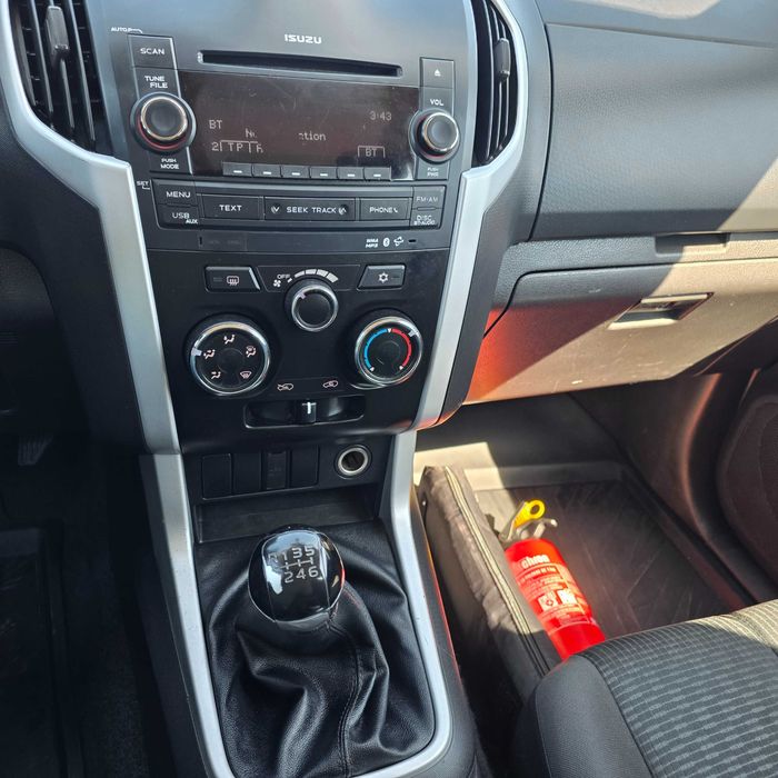 Autoutilitara Isuzu D-Max 2018 - tva deductibil