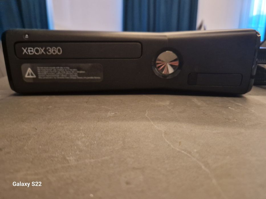 XBox 360 utilizat +controllere