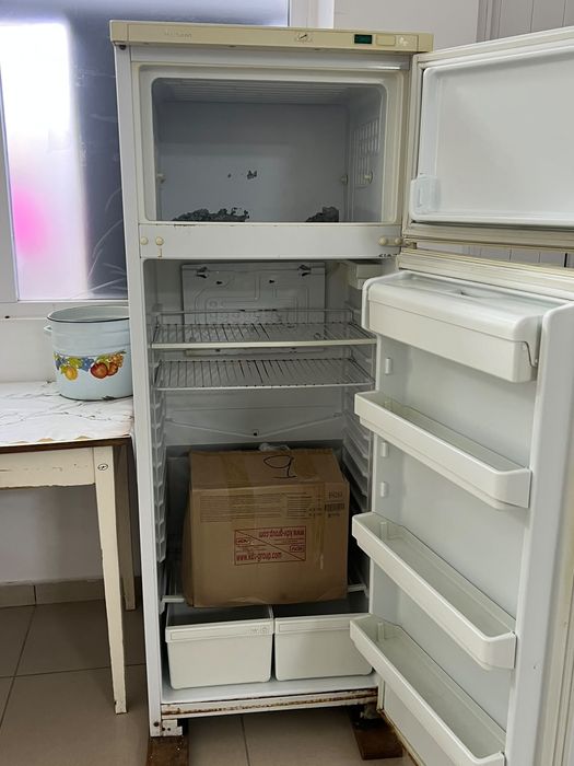 Продается Б/У Холодильник