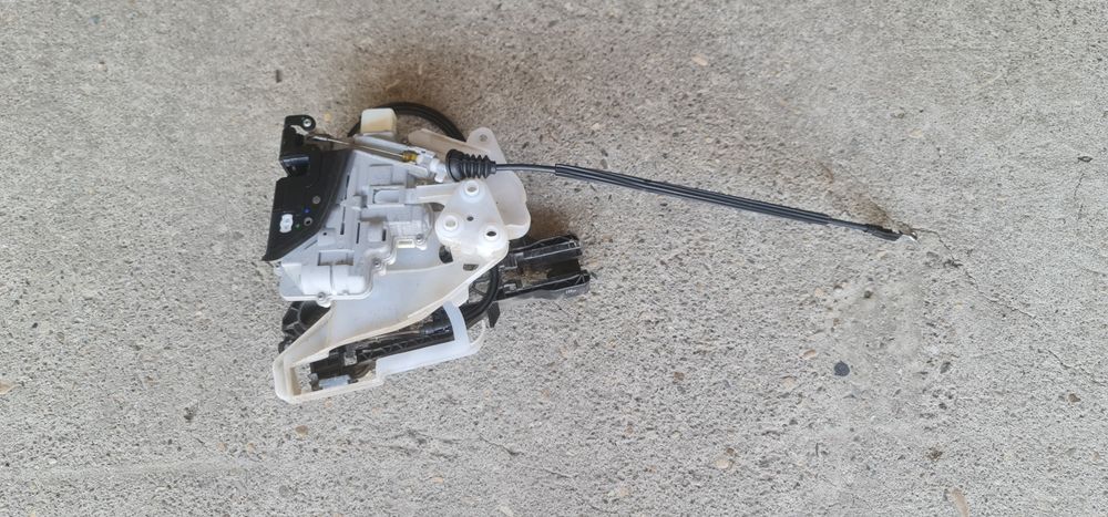 VW Passat B6 – geam, macara, broască