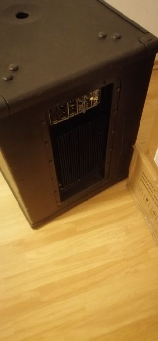 Subwoofer Behringer 15 inch