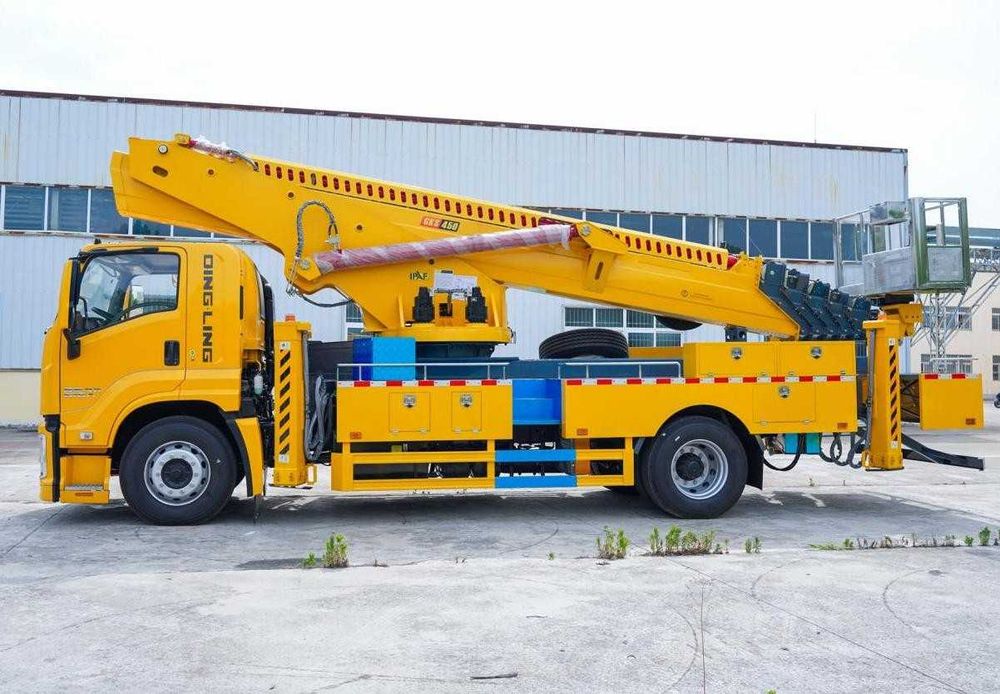 ISUZU 45-метровая автовышка avtovishka