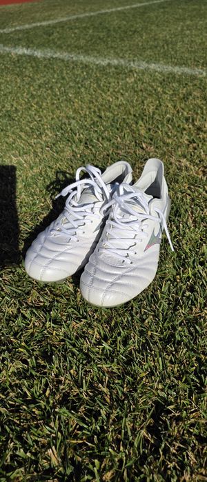 Mizuno  Morelia Neo