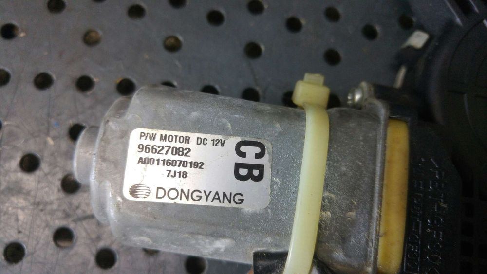 Motoras macara dreapta spate chevrolet captiva c100 c140