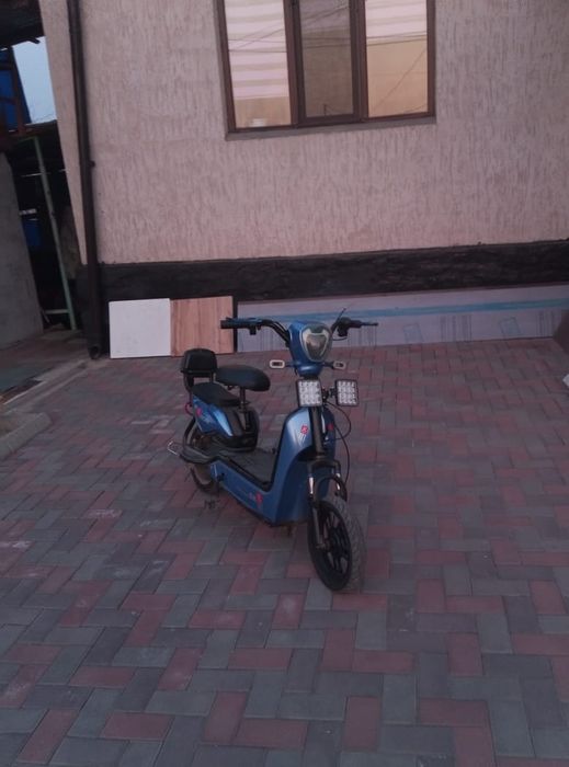 Скутер нормалный