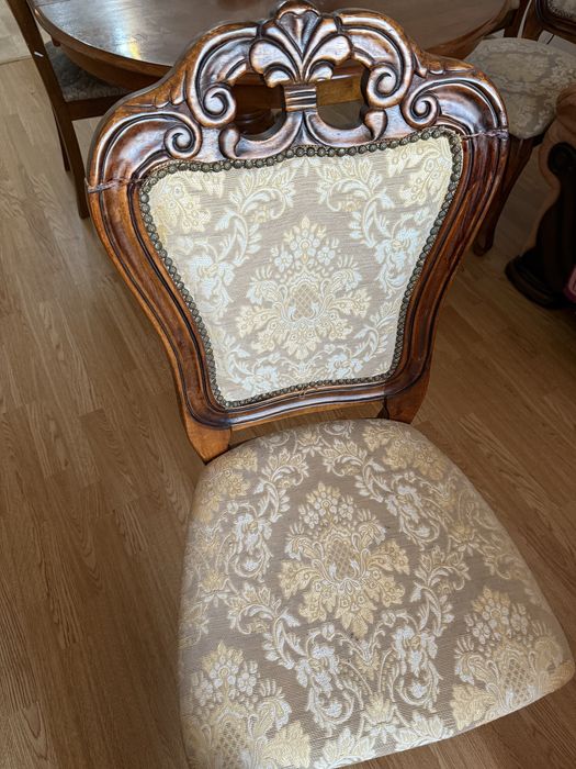 Продам стулья прессованное дерево натуральное