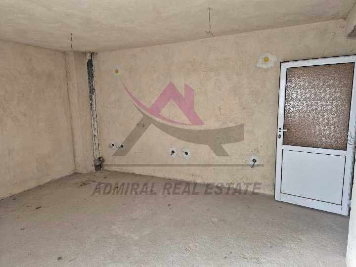 Четиристаен -Левски-гараж в цената