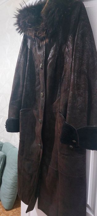 Продам облегчённую  дублёнку