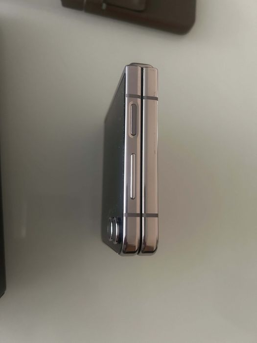 Samsung z flip 5 256 gb