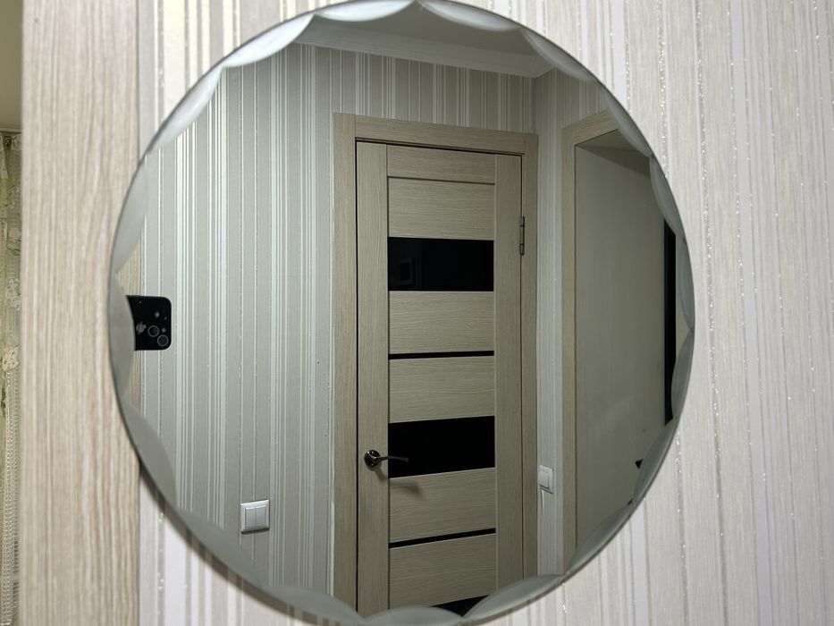 Б/у   2 зеркала