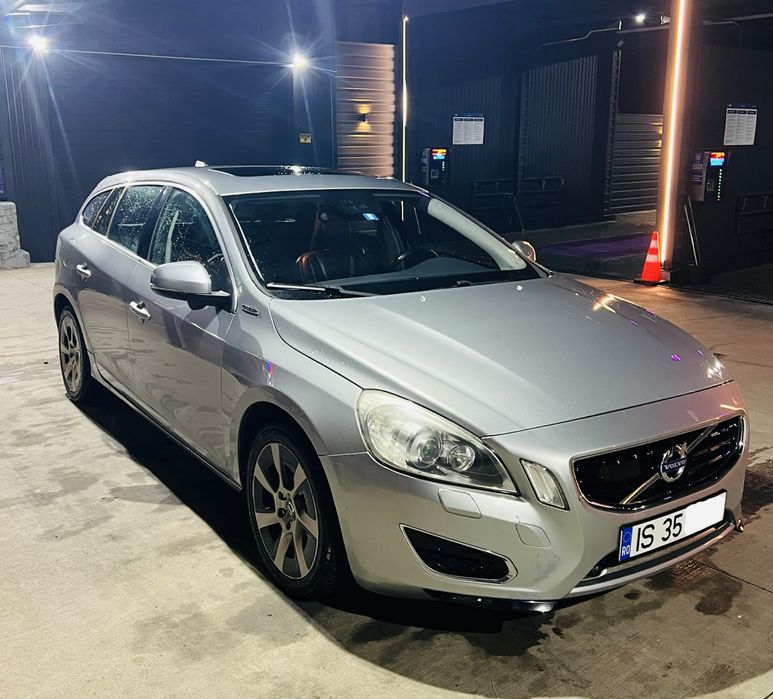 Volvo V60 2.4 D6 Plug-in Hybrid