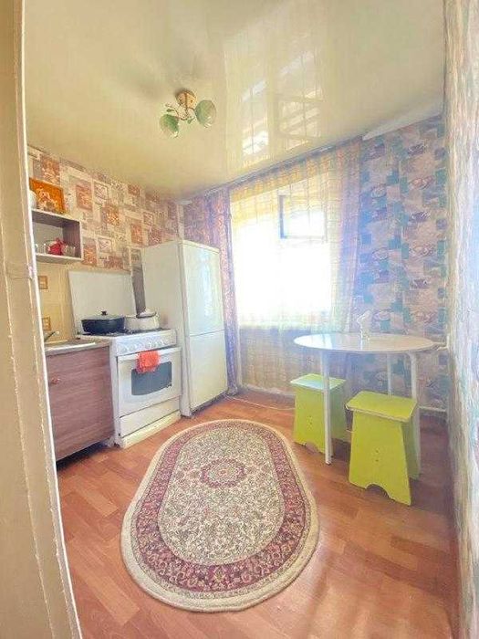 продам 1 комнатную в центре