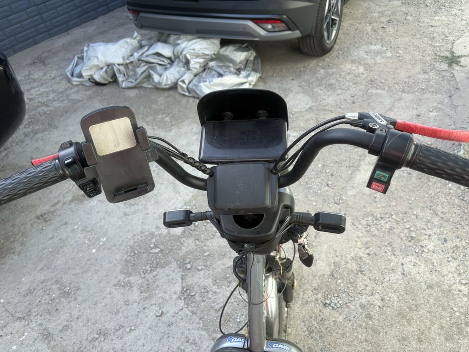 Продам скутер vetro