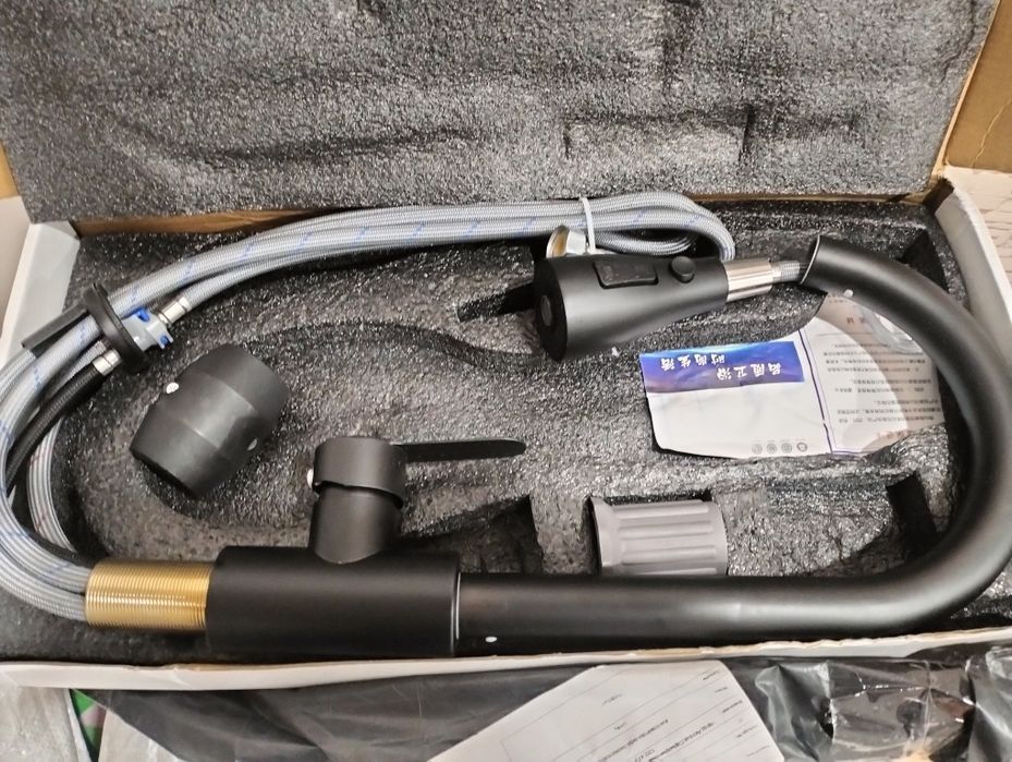 Кран -Смеситель для кухни