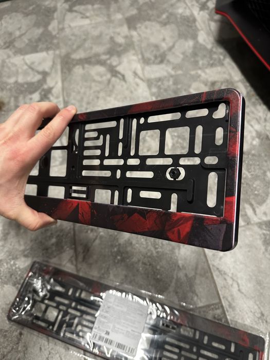 Рамки за регистрационни табели