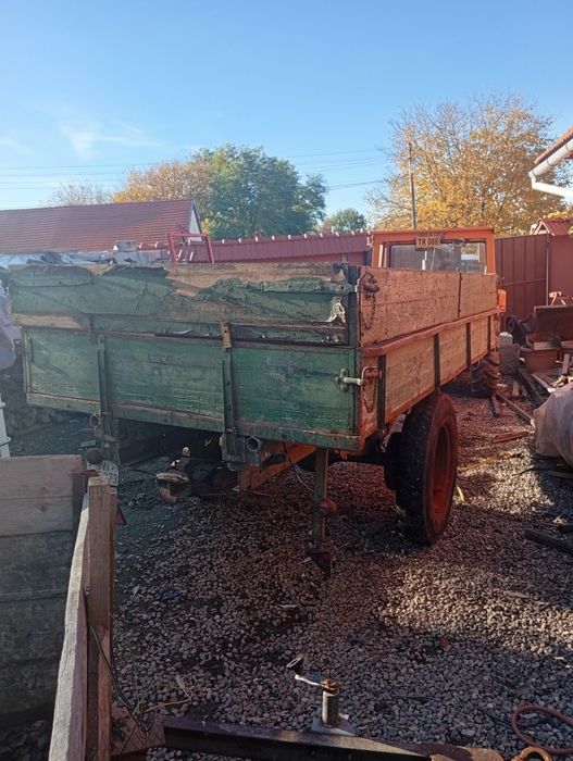 Remorca tractor fără basculare