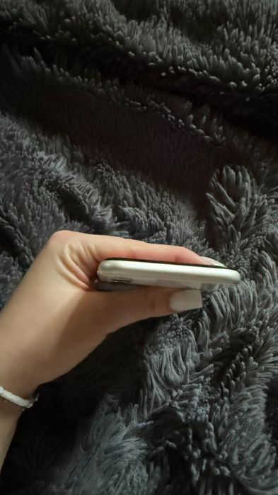 iPhone 11 на 128g