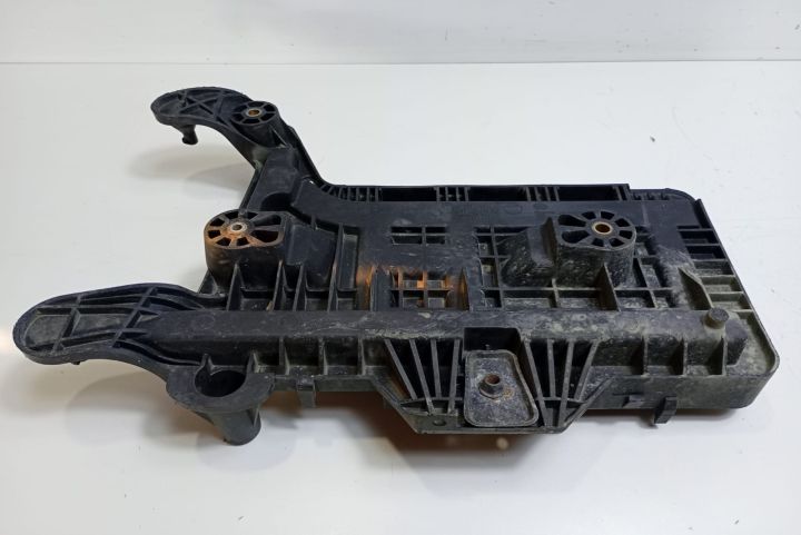 Suport baterie 1K0915333C Volkswagen VW Passat B6 seria