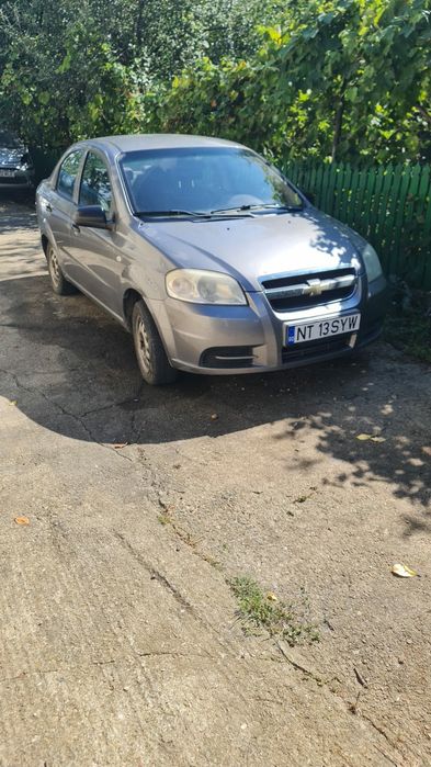 Vând Chevrolet Aveo