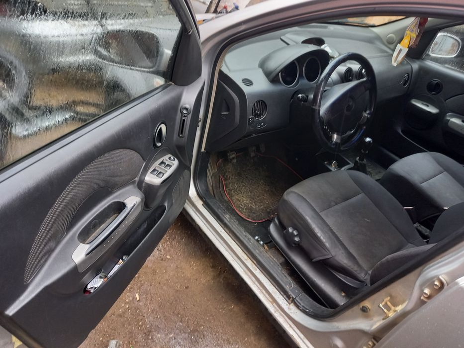 Far Chevrolet Aveo Kalos faruri stanga dreapta