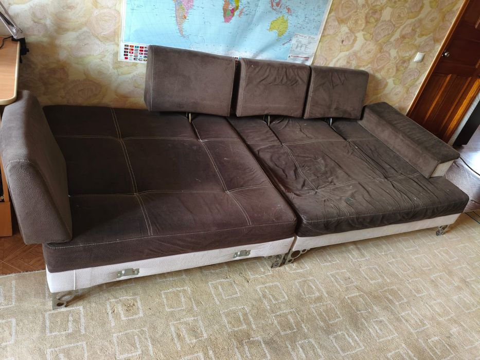 Диван отдам бесплатно