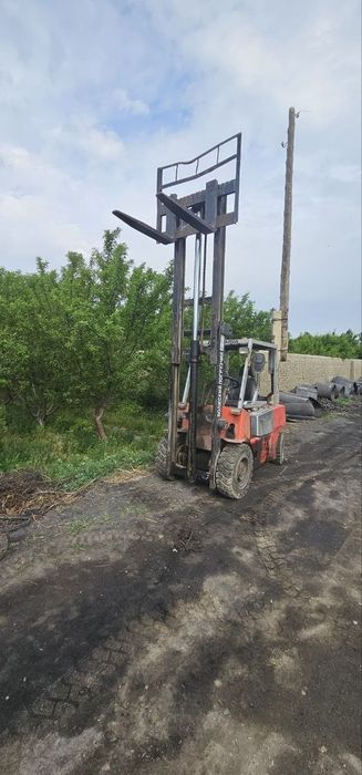 Погрузчик Балгаанкара 3.5 тонна кутаради ишчи холатда