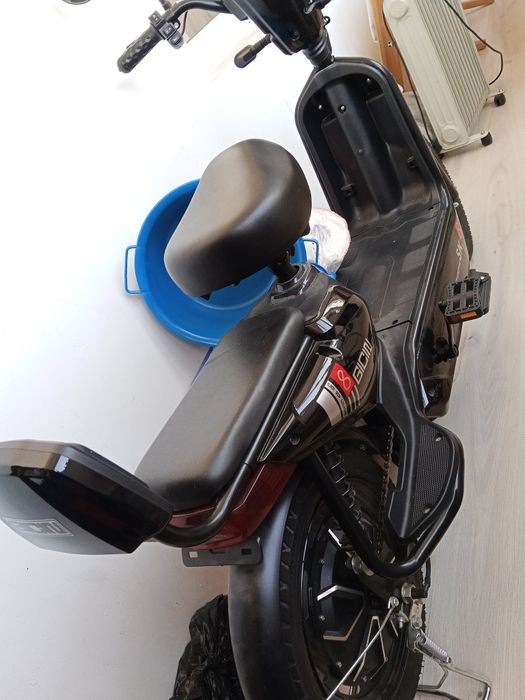 Электроскутер SK8