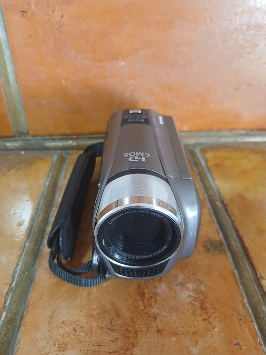 Холати янги  Canon  камера