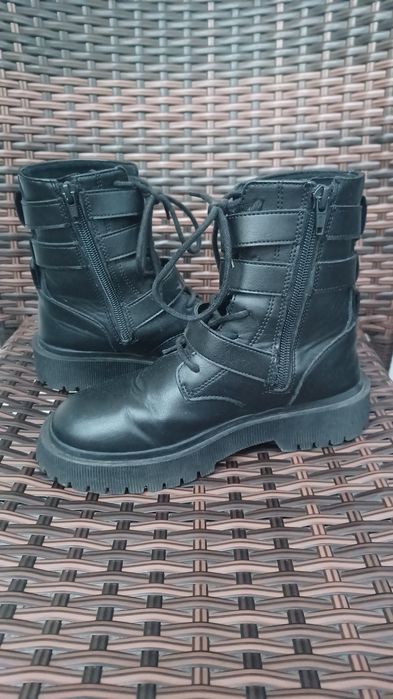 Високи боти "ЗАРА"