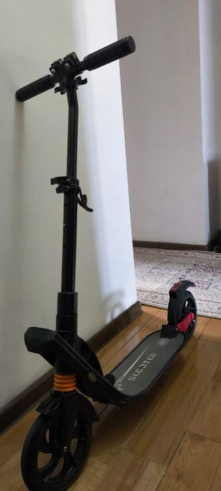 Самокат двухколесный