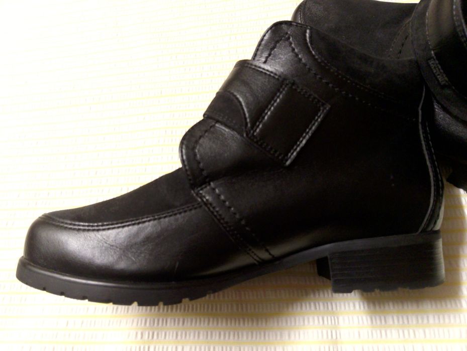 Ghete piele 38,  îmblănite