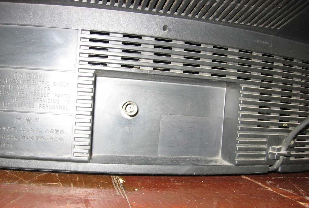 Два кинескопни телевизора Beko и Sony Trinitron