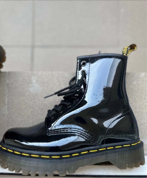 Vand bocanci Dr. Martens 1460 Collection