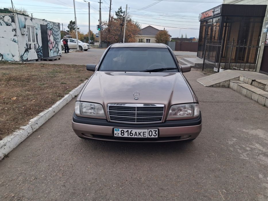 Продам Мерседес с 180